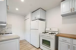 9028 A St, Oakland, CA 94603 - Photo 28