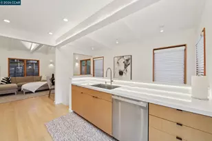 380 Vermont Ave, Berkeley, CA 94707 - Photo 12