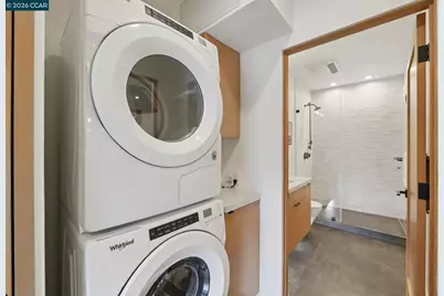 380 Vermont Ave, Berkeley, CA 94707 - Photo 26