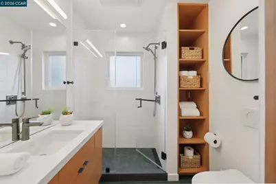 380 Vermont Ave, Berkeley, CA 94707 - Photo 22