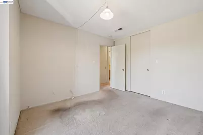 1024 Fontana Dr, Alameda, CA 94502 - Photo 48