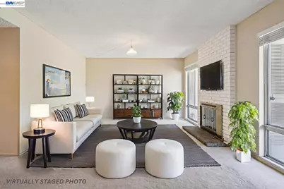 1024 Fontana Dr, Alameda, CA 94502 - Photo 2