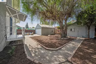 2063 Rosedale Ave, Oakland, CA 94601 - Photo 48