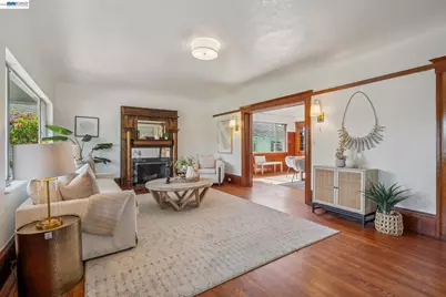 2063 Rosedale Ave, Oakland, CA 94601 - Photo 22