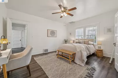 2063 Rosedale Ave, Oakland, CA 94601 - Photo 14