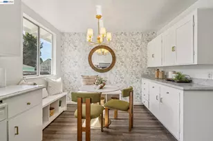 2063 Rosedale Ave, Oakland, CA 94601 - Photo 36