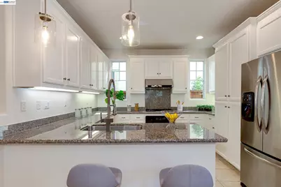 2381 Haile St, Alameda, CA 94501 - Photo 8