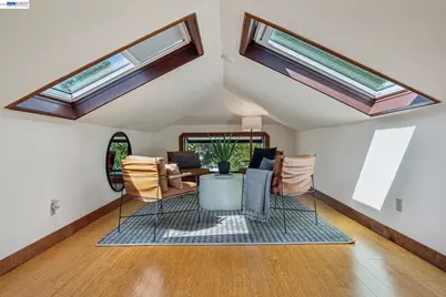 285 Adams St, Oakland, CA 94610 - Photo 32