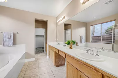 6372 Crystal Springs Cir, Discovery Bay, CA 94505 - Photo 22