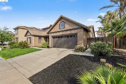 6372 Crystal Springs Cir, Discovery Bay, CA 94505 - Photo 2
