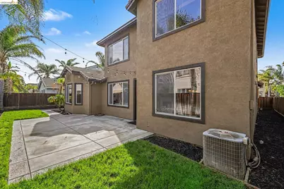6372 Crystal Springs Cir, Discovery Bay, CA 94505 - Photo 32