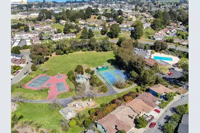 1144 Parkridge Dr, Richmond, CA 94803 - Photo 40
