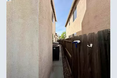 4484 Lindsey Ln, Tracy, CA 95377 - Photo 38