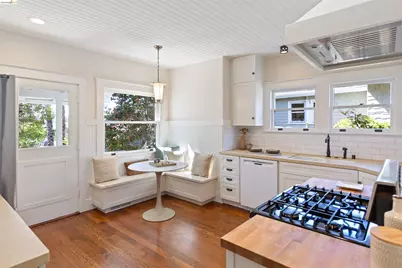 33 Ramona Ave, Oakland, CA 94611 - Photo 16