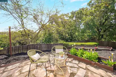 3121 Pine St, Martinez, CA 94553 - Photo 38