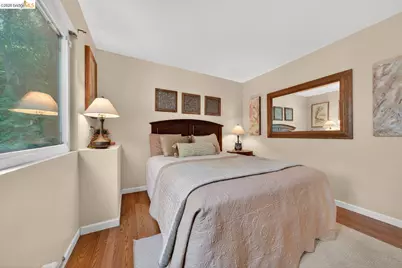 5400 Mountain Blvd #120, Oakland, CA 94619 - Photo 30