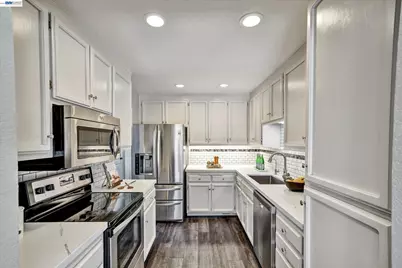 4374 Valley Ave #D1, Pleasanton, CA 94566 - Photo 14