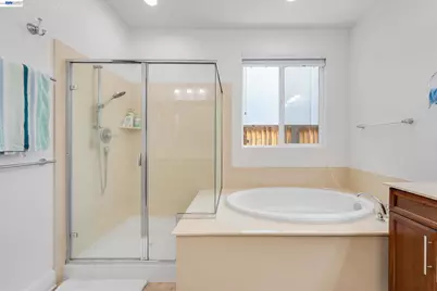 2904 Hanauma Bay Dr., Pittsburg, CA 94565 - Photo 32