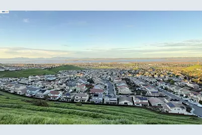 2904 Hanauma Bay Dr., Pittsburg, CA 94565 - Photo 42