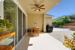 2904 Hanauma Bay Dr, Pittsburg, CA 94565 - Photo 34