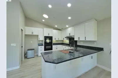 11709 Quiggle Rd, Herald, CA 95638 - Photo 16