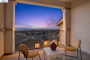 6523 Bayview Dr, Oakland, CA 94605 - Photo 10