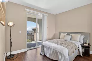 6523 Bayview Dr, Oakland, CA 94605 - Photo 44