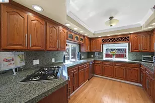 77 Barnes Ln, Fremont, CA 94536 - Photo 8