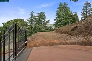 1000 Froyd Rd, Concord, CA 94521 - Photo 48