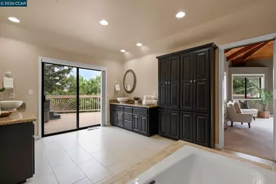 1000 Froyd Rd, Concord, CA 94521 - Photo 30