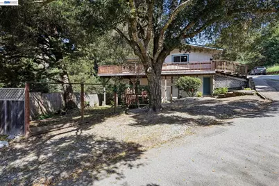 601 Burns Ave, Aptos, CA 95003 - Photo 1