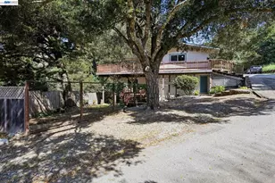 601 Burns Ave, Aptos, CA 95003 - Photo 1
