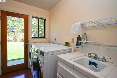 16 McNamara Ln, Martinez, CA 94553 - Photo 40