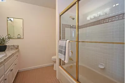 16 McNamara Ln, Martinez, CA 94553 - Photo 32