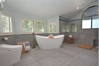 16 McNamara Ln, Martinez, CA 94553 - Photo 22