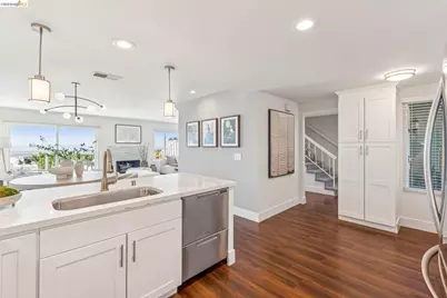 25 Graeagle, Oakland, CA 94605 - Photo 22