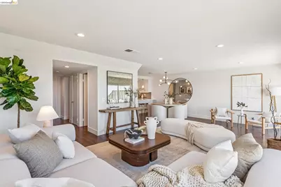 25 Graeagle, Oakland, CA 94605 - Photo 10