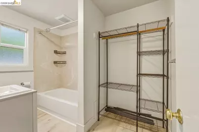 2529 Ellsworth St, Berkeley, CA 94704 - Photo 14