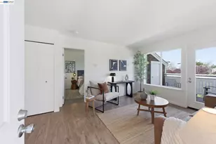 22 Marina Lakes Dr, Richmond, CA 94804 - Photo 4