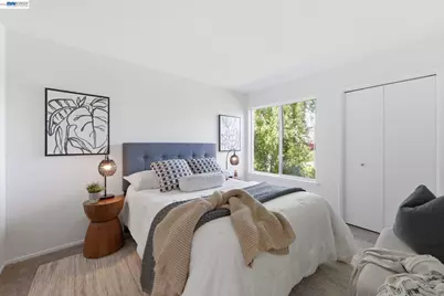 22 Marina Lakes Dr, Richmond, CA 94804 - Photo 14