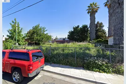 10575 Topanga, Oakland, CA 94603 - Photo 2