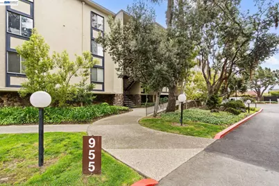 955 Shorepoint Ct #100, Alameda, CA 94501 - Photo 24