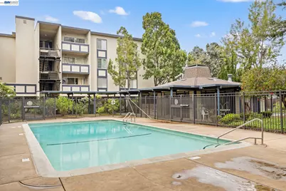 955 Shorepoint Ct #100, Alameda, CA 94501 - Photo 22