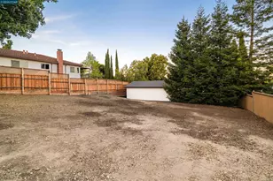 19175 Carlton Ave, Castro Valley, CA 94546 - Photo 38