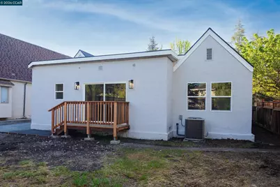 2479 Pacheco St, Concord, CA 94520 - Photo 22