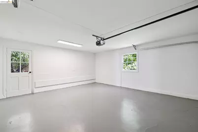 165 Bell Ave, Piedmont, CA 94611 - Photo 54