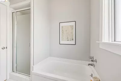 1715 Oakland Ave, Piedmont, CA 94611 - Photo 36