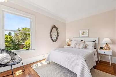 1715 Oakland Ave, Piedmont, CA 94611 - Photo 44