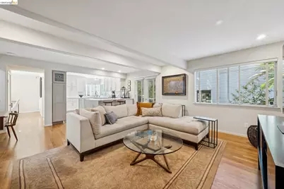 2929 Holyrood Drive, Oakland, CA 94611 - Photo 22