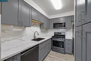 504 Athena, Hercules, CA 94547 - Photo 8